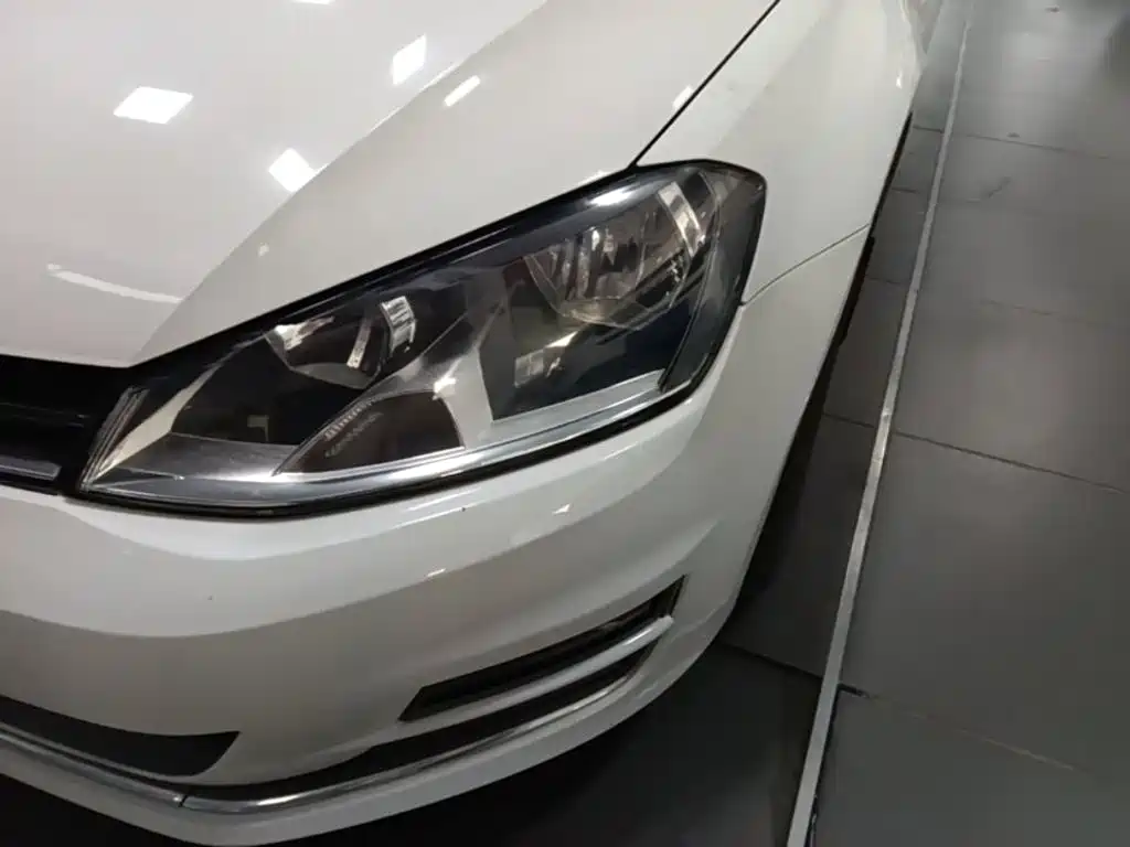 Volkswagen Golf — миниатюра 24