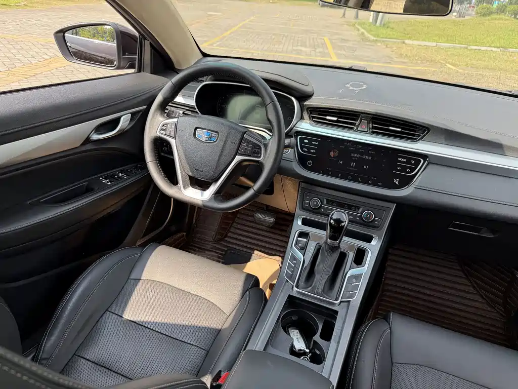 Geely Emgrand — миниатюра 10