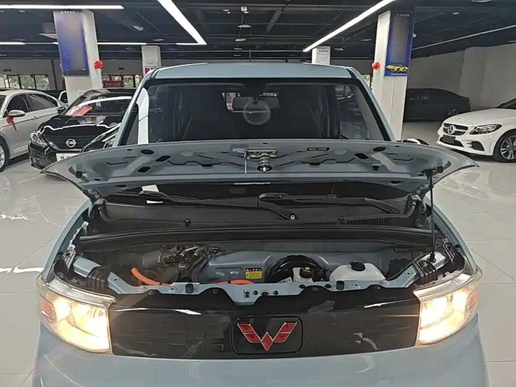 Wuling MINIEV — миниатюра 20