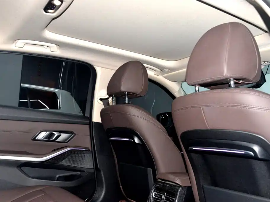 BMW 3 Series — миниатюра 14