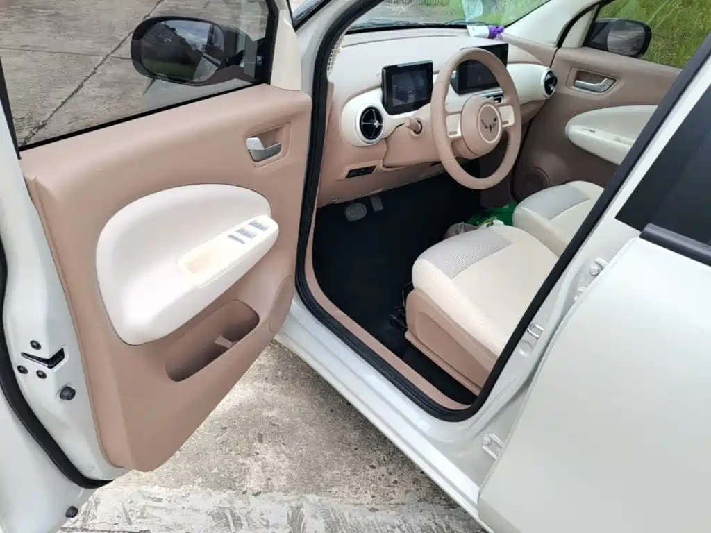 Wuling MINIEV — миниатюра 16