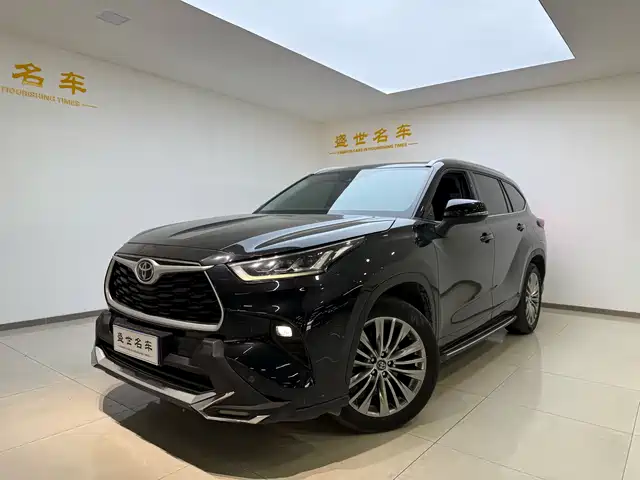 TOYOTA HIGHLANDER 2023