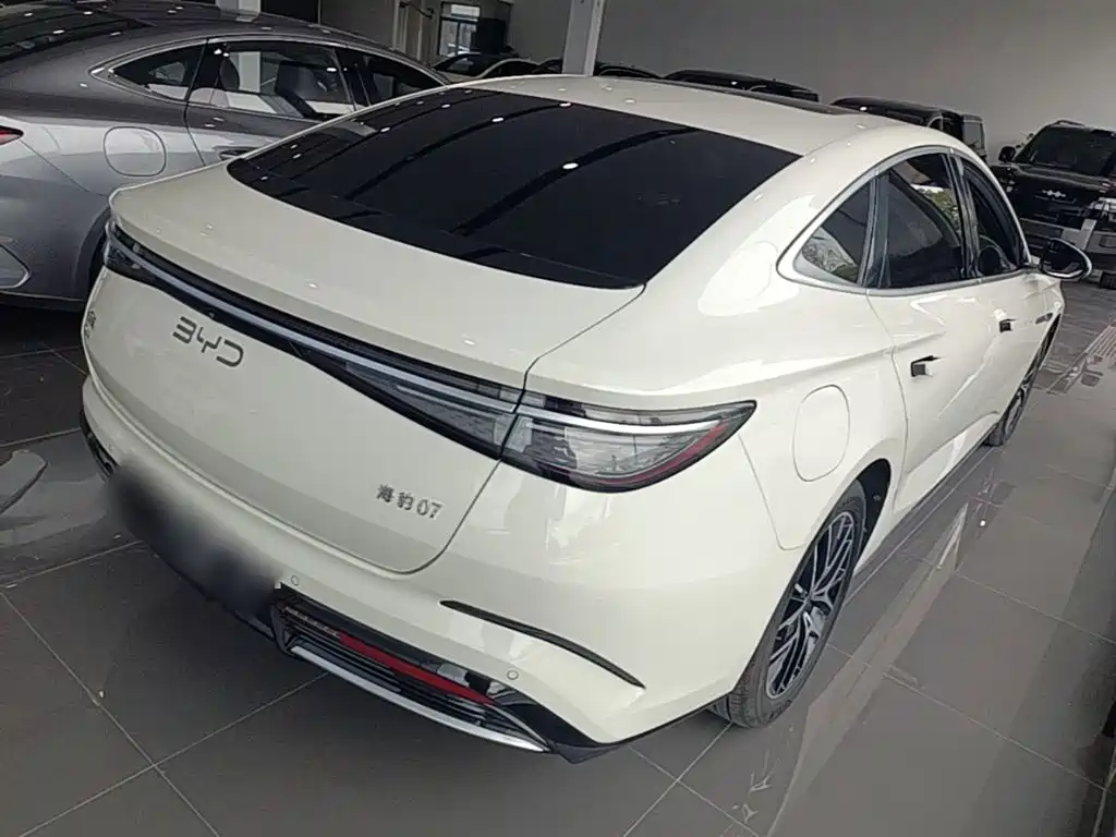 BYD Seal 07 DM-i — миниатюра 7