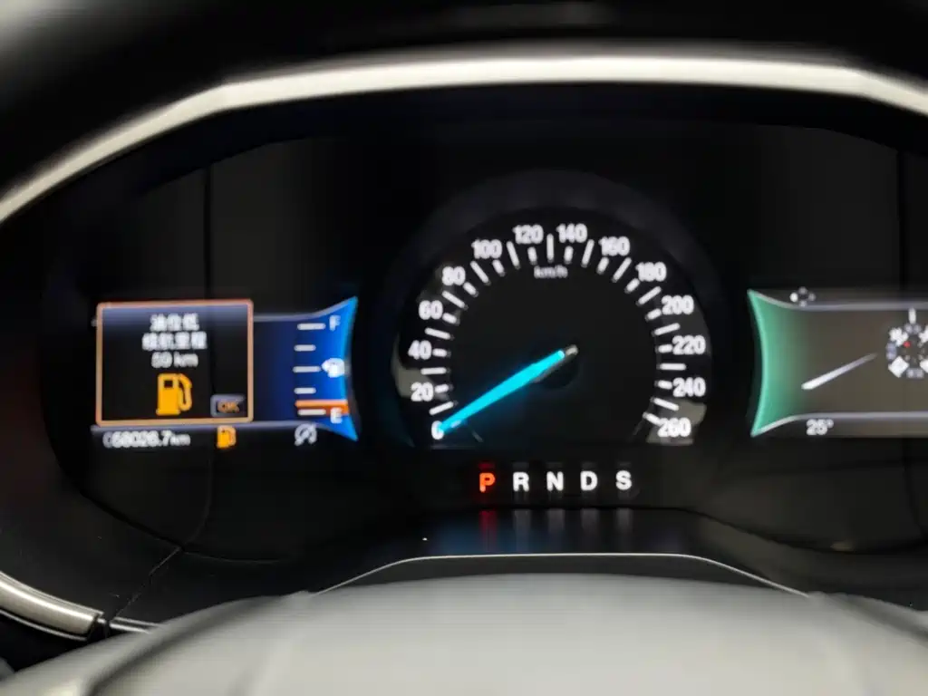 Ford Edge — миниатюра 20