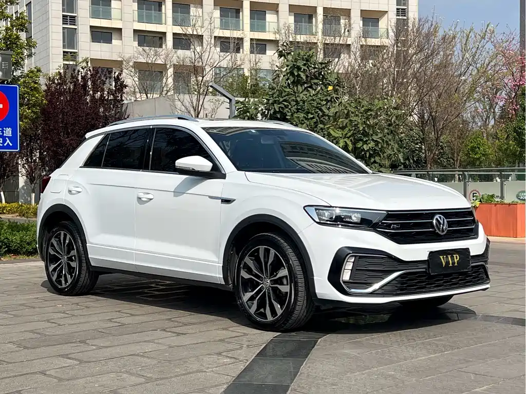 VOLKSWAGEN T ROC EXPLORING SONGS