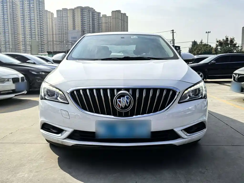 Buick Verano — миниатюра 22