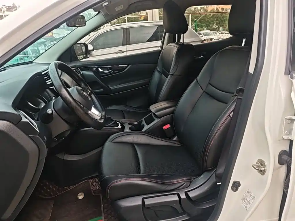 Nissan Qashqai — миниатюра 15