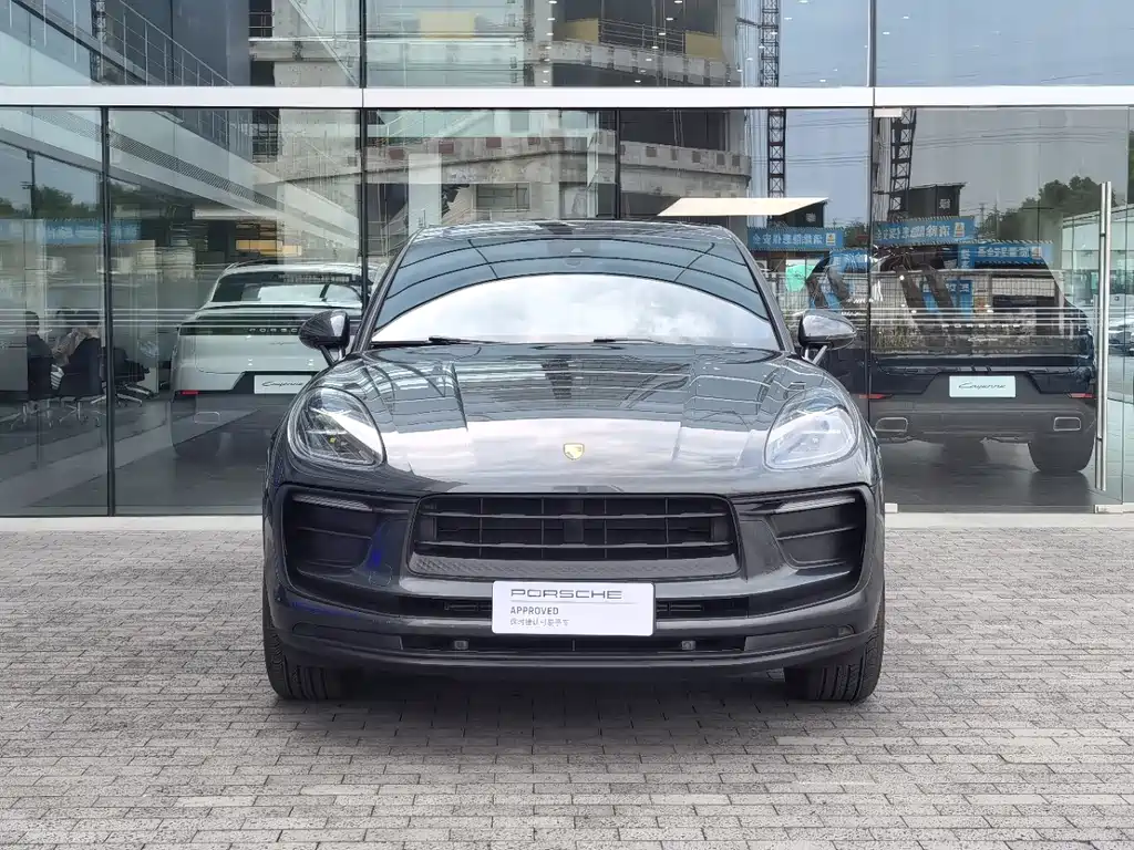 Porsche Macan — миниатюра 3