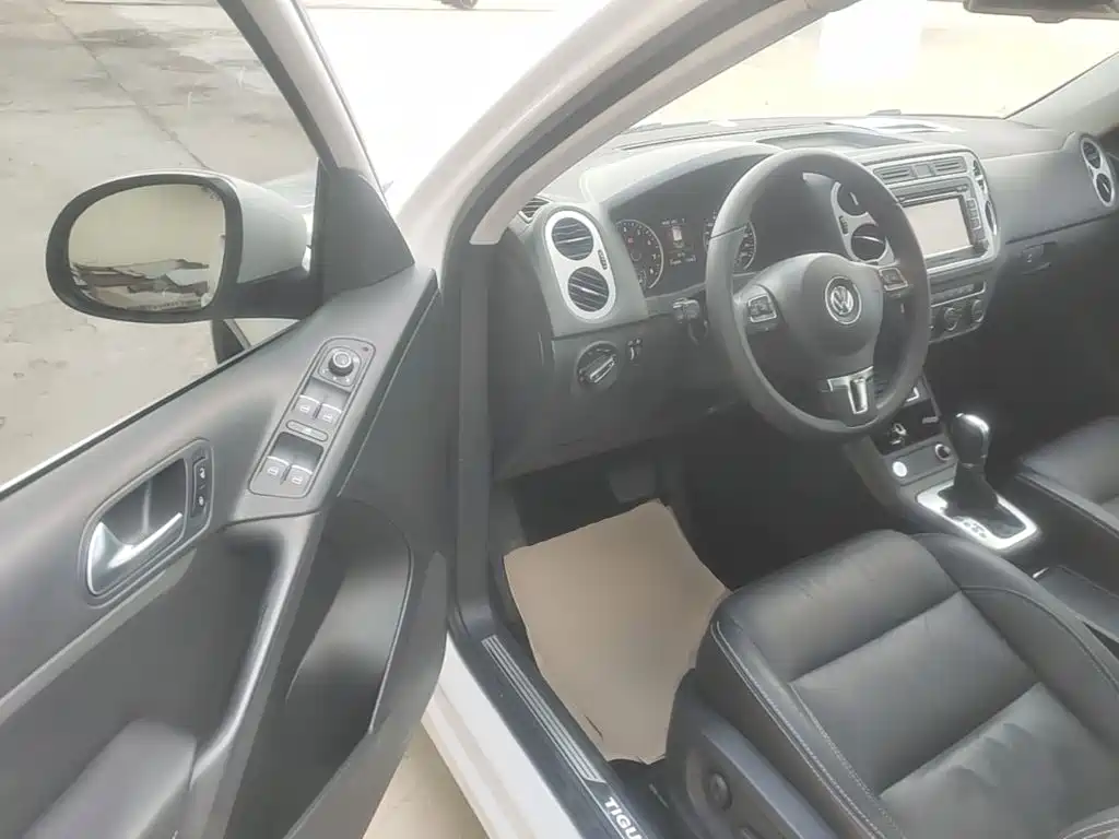 Volkswagen Tiguan — миниатюра 16