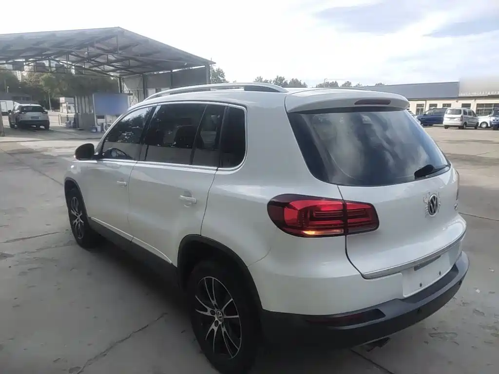Volkswagen Tiguan — миниатюра 5