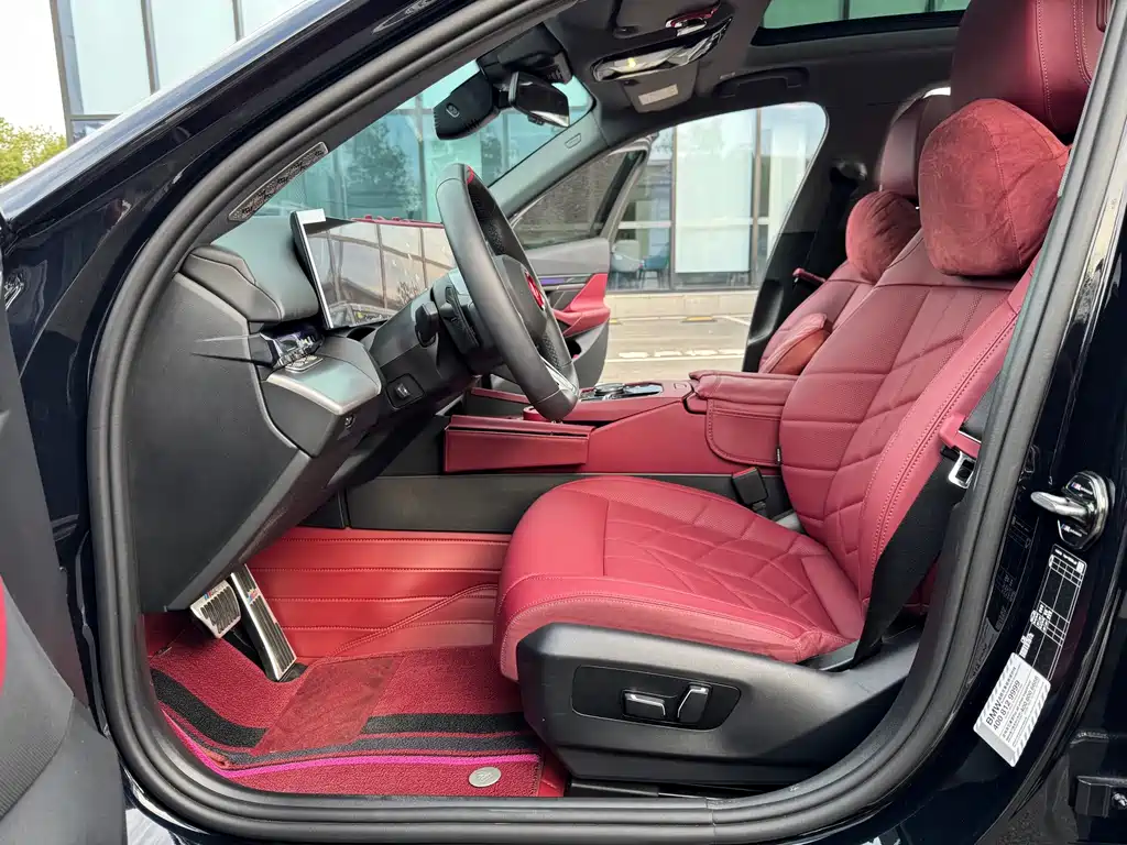 BMW 5 Series — миниатюра 4