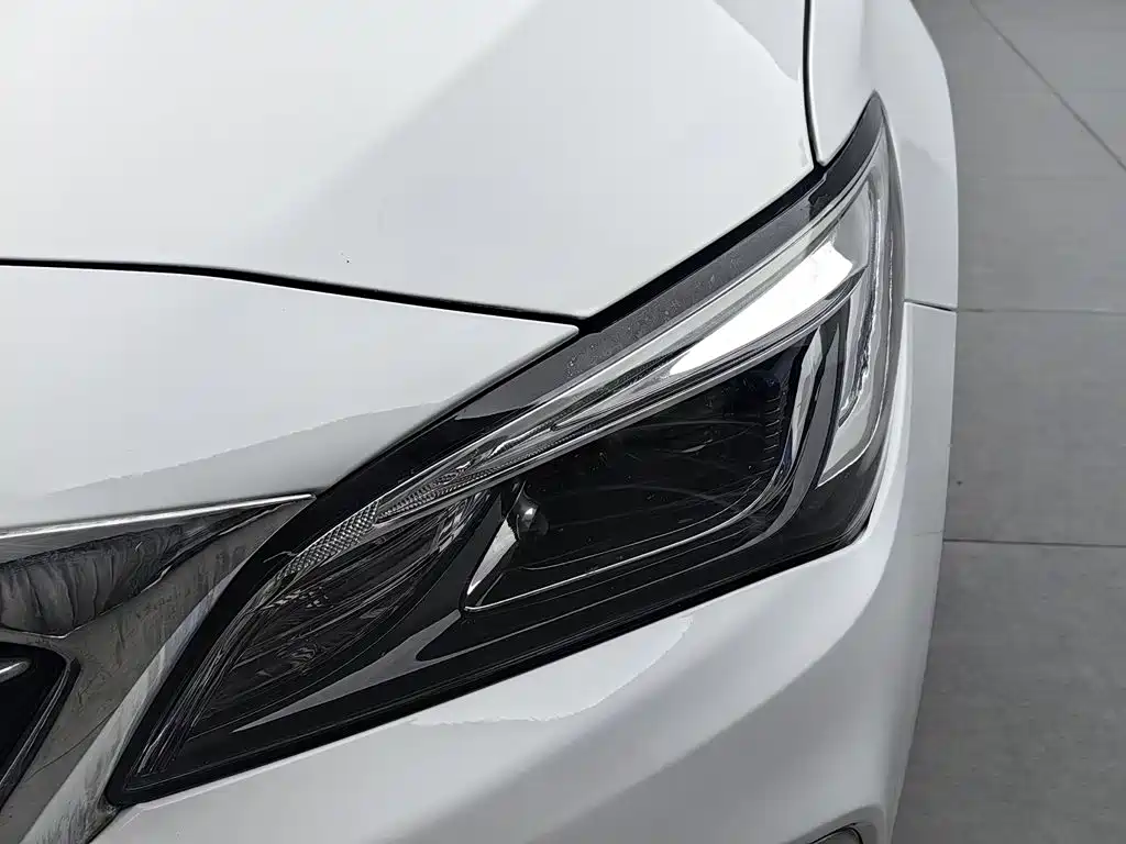 Buick Verano — миниатюра 7