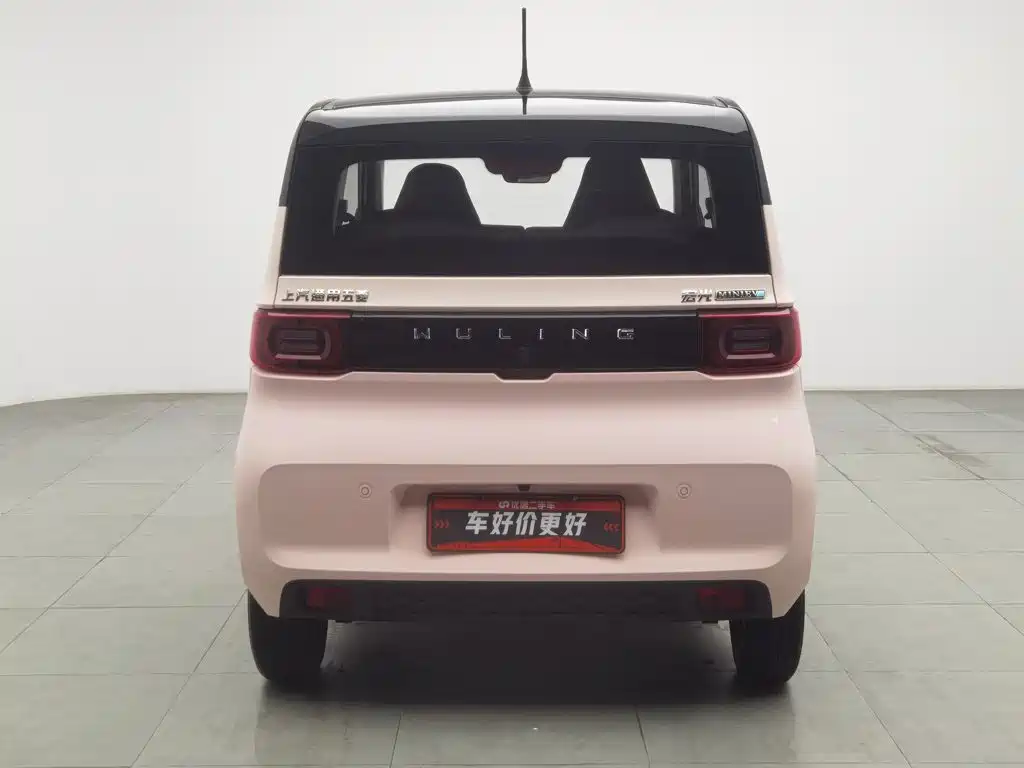 Wuling MINIEV — миниатюра 4