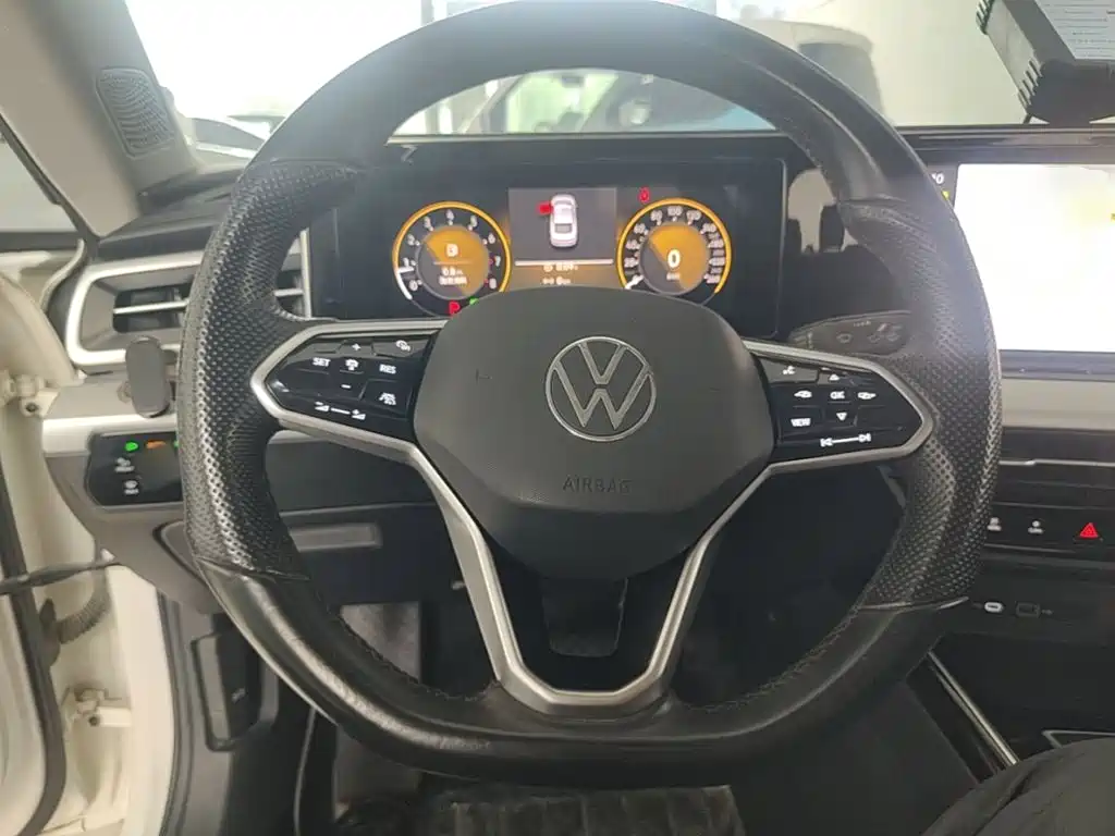 Volkswagen Lamando — миниатюра 11