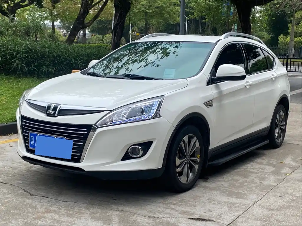 Luxgen U6 2015