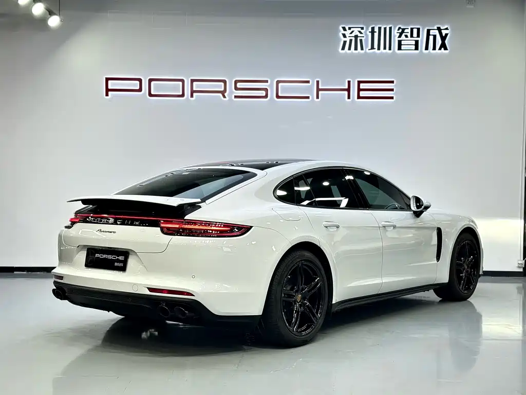 Porsche Panamera — миниатюра 7