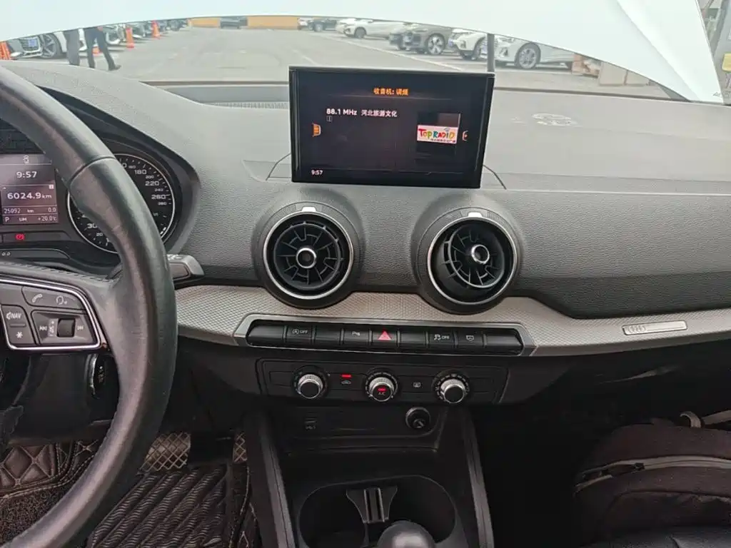 Audi Q2L — миниатюра 13