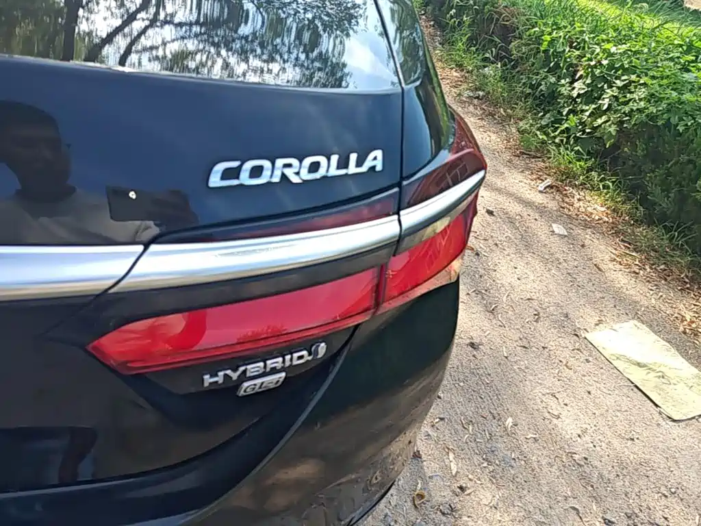 Toyota Corolla — миниатюра 8