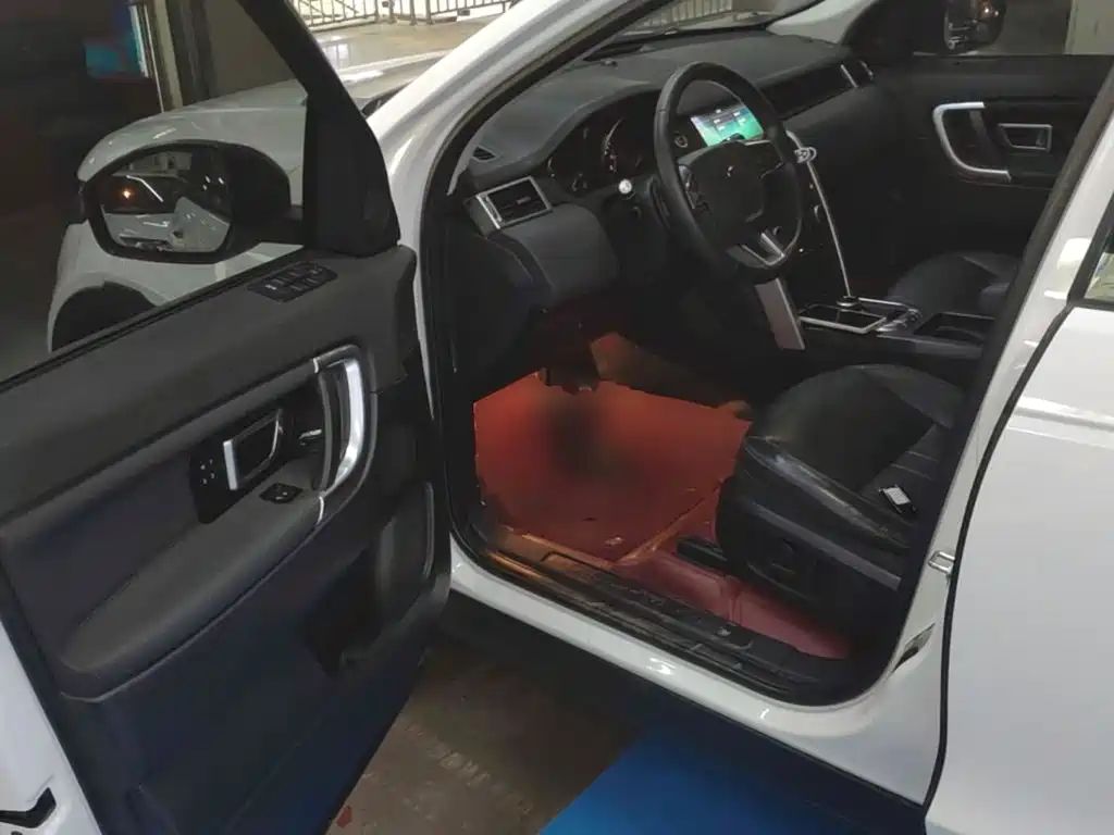 Land Rover Discovery Sport — миниатюра 16