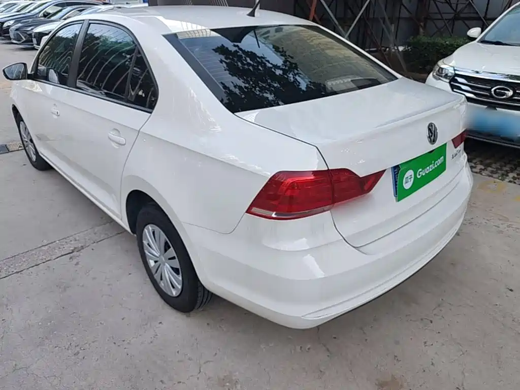 Volkswagen Santana — миниатюра 5