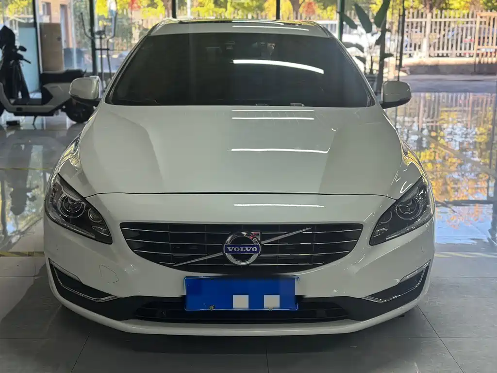 Volvo V60 — миниатюра 2