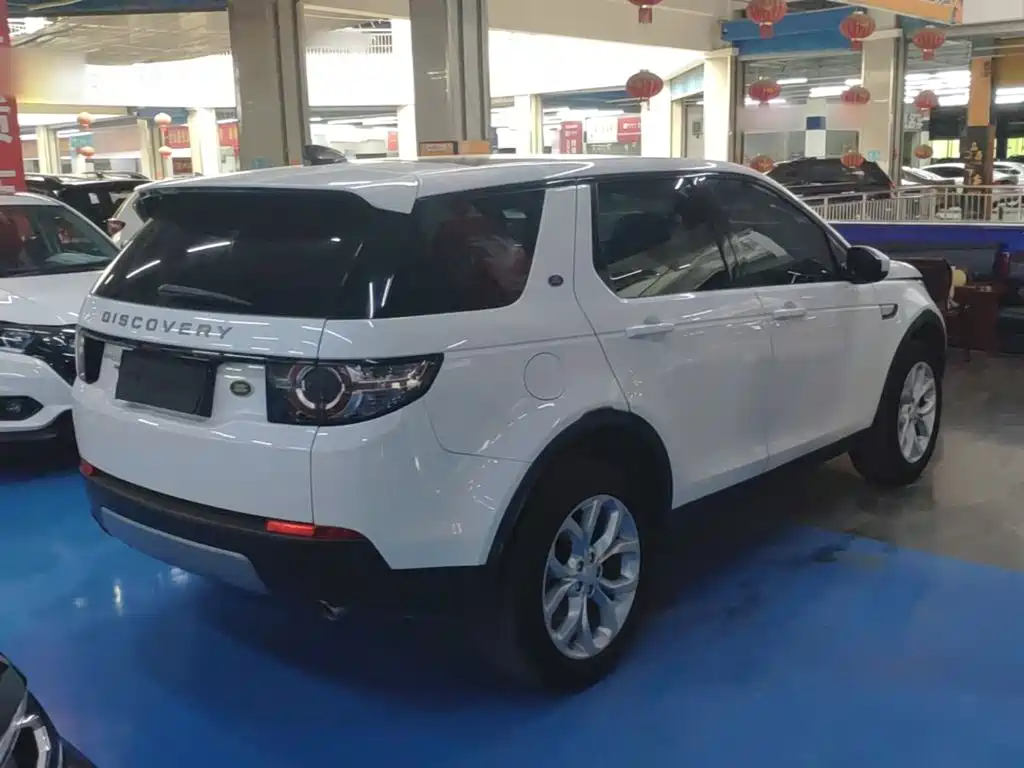 Land Rover Discovery Sport — миниатюра 7