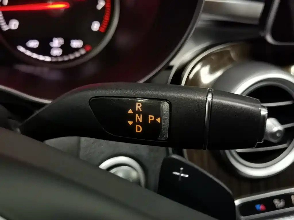 Mercedes-Benz C-Class — миниатюра 13