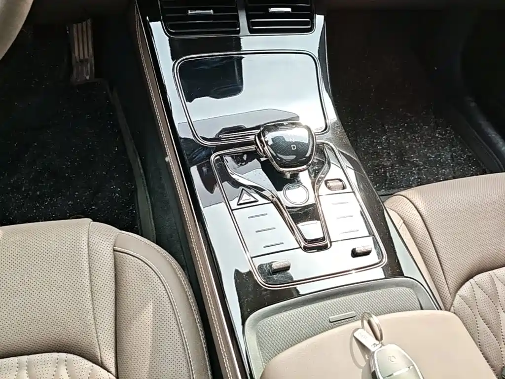 BYD Han — миниатюра 14