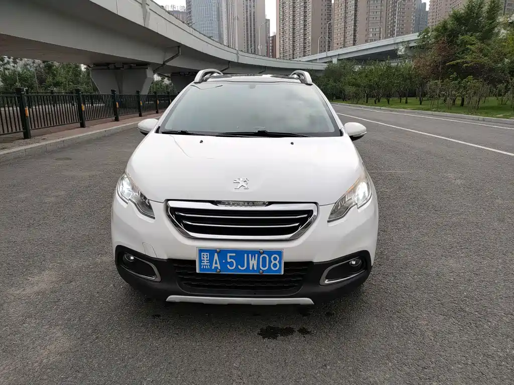 Peugeot 2008 — миниатюра 10