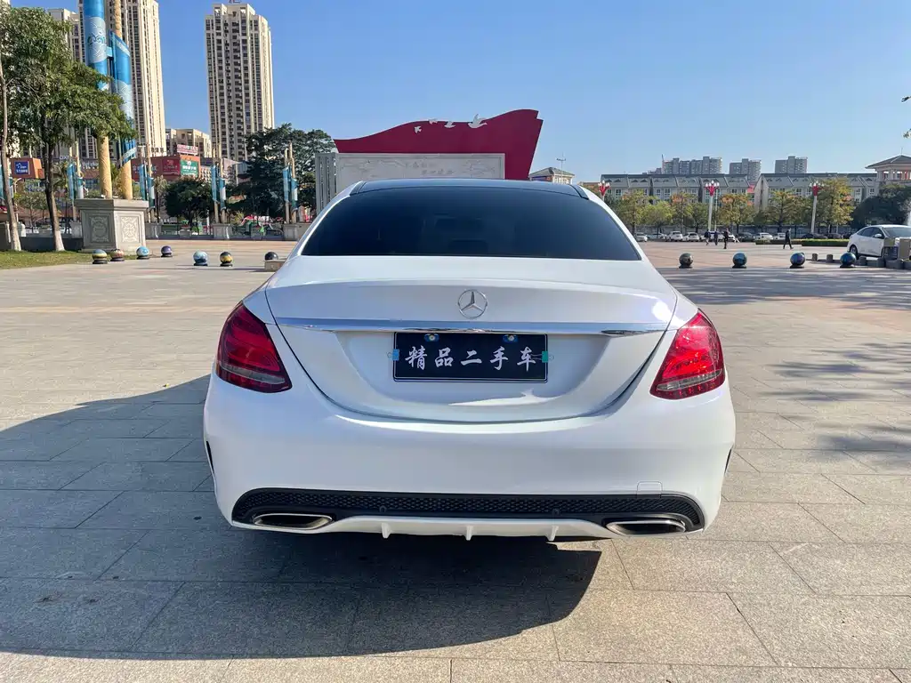 Mercedes-Benz C-Class — миниатюра 7