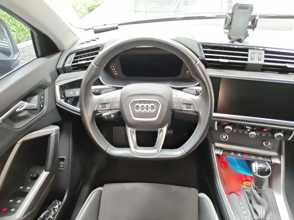 Audi Q3 — миниатюра 11