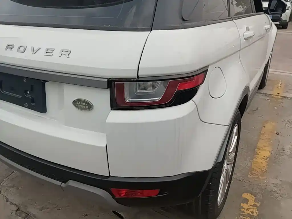 Land Rover Evoque — миниатюра 8