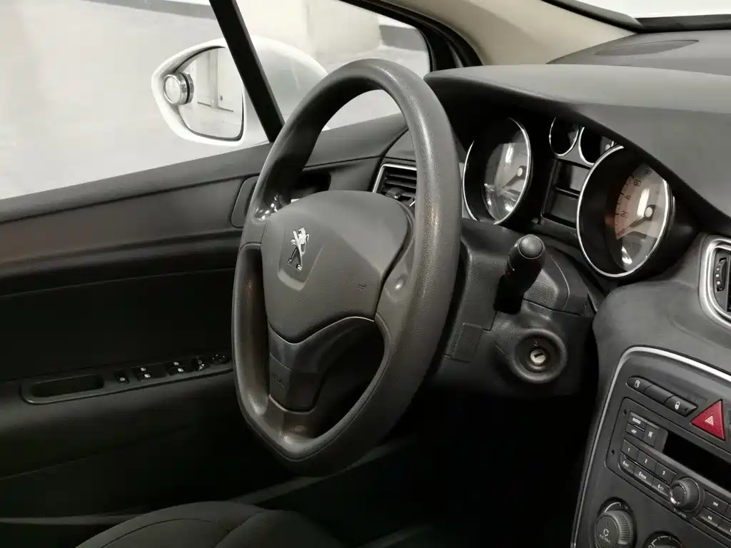 Peugeot 308 — миниатюра 22