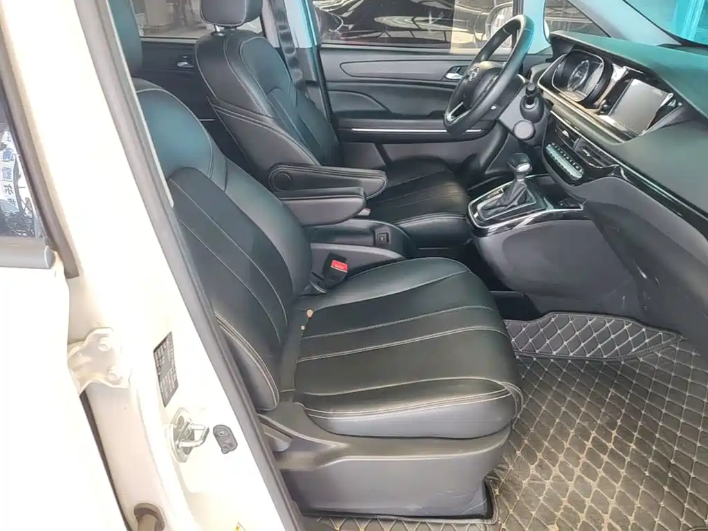 GAC Motor Trumpchi M6 — миниатюра 25