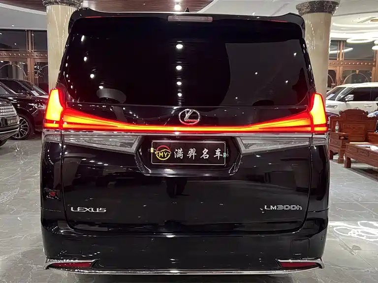 Toyota Vellfire — миниатюра 5