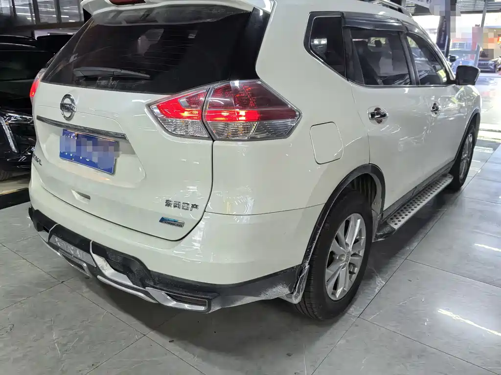 Nissan X-Trail 2015 2.0L CVT Comfort MAX 2WD