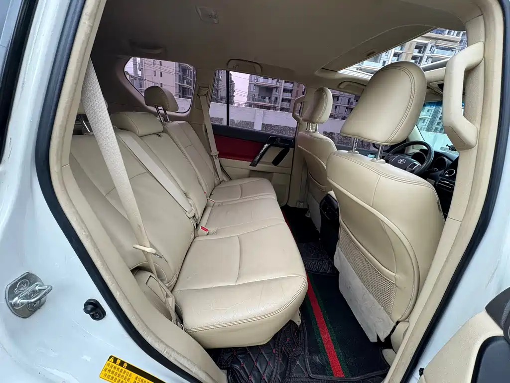Toyota Prado — миниатюра 10