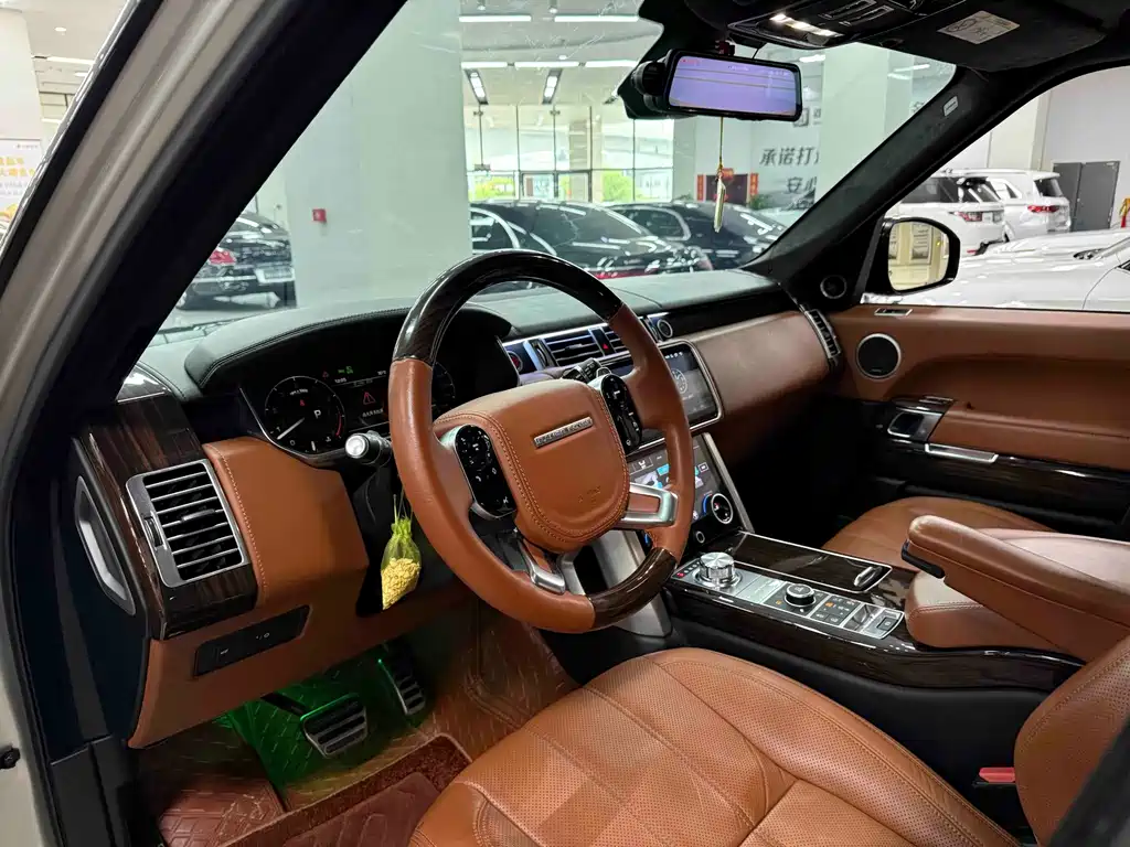 Land Rover Range Rover — миниатюра 12