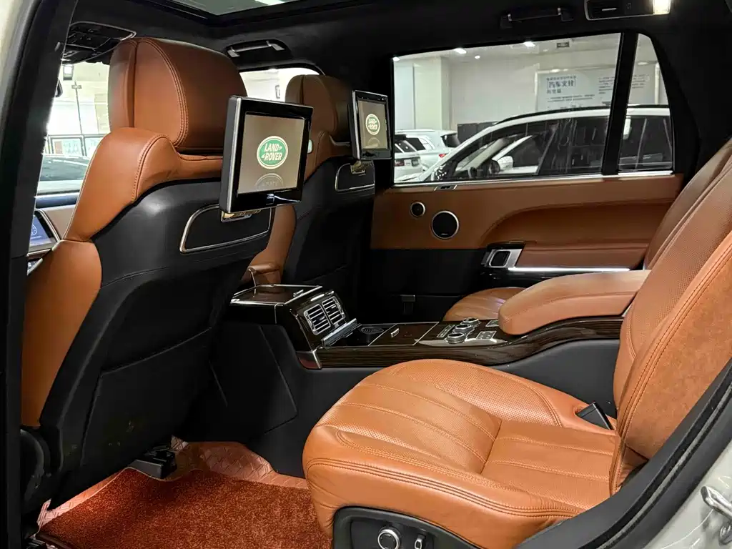 Land Rover Range Rover — миниатюра 13