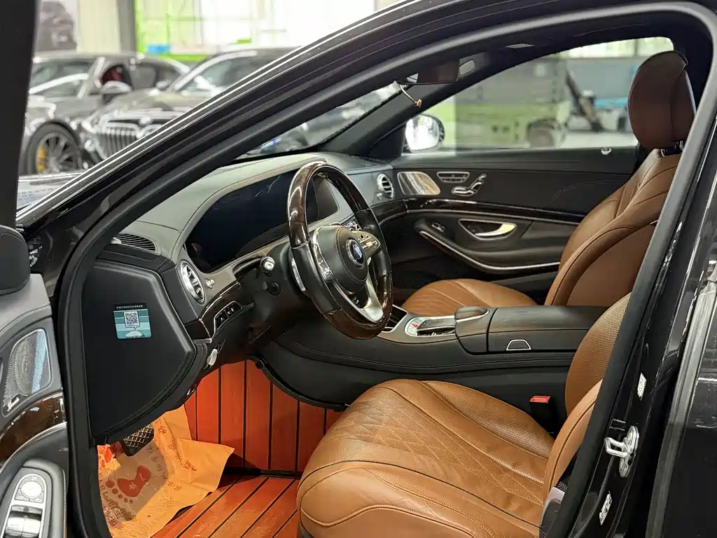 Mercedes-Benz S-Class — миниатюра 6