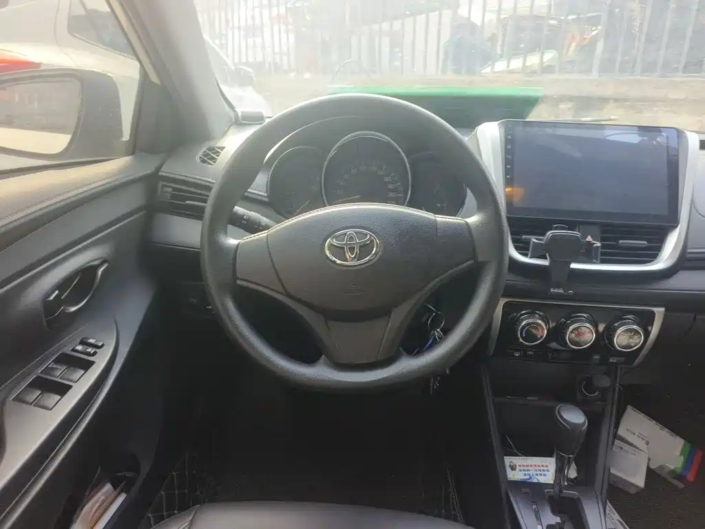 Toyota Vios — миниатюра 6