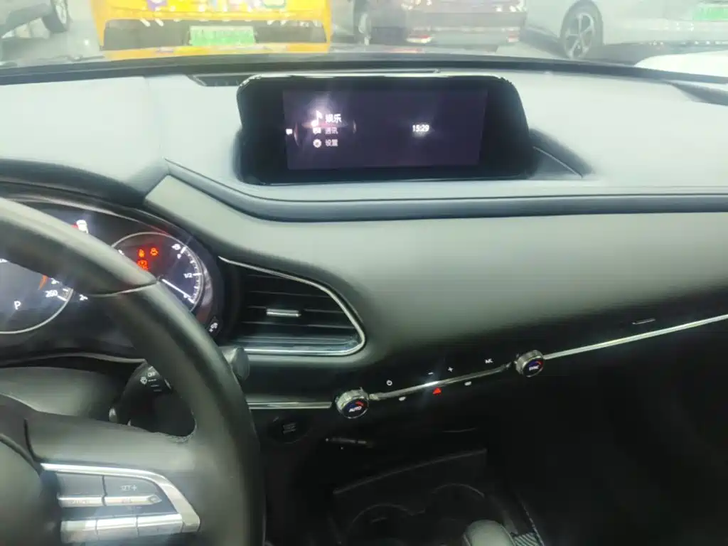 Mazda CX-30 — миниатюра 13