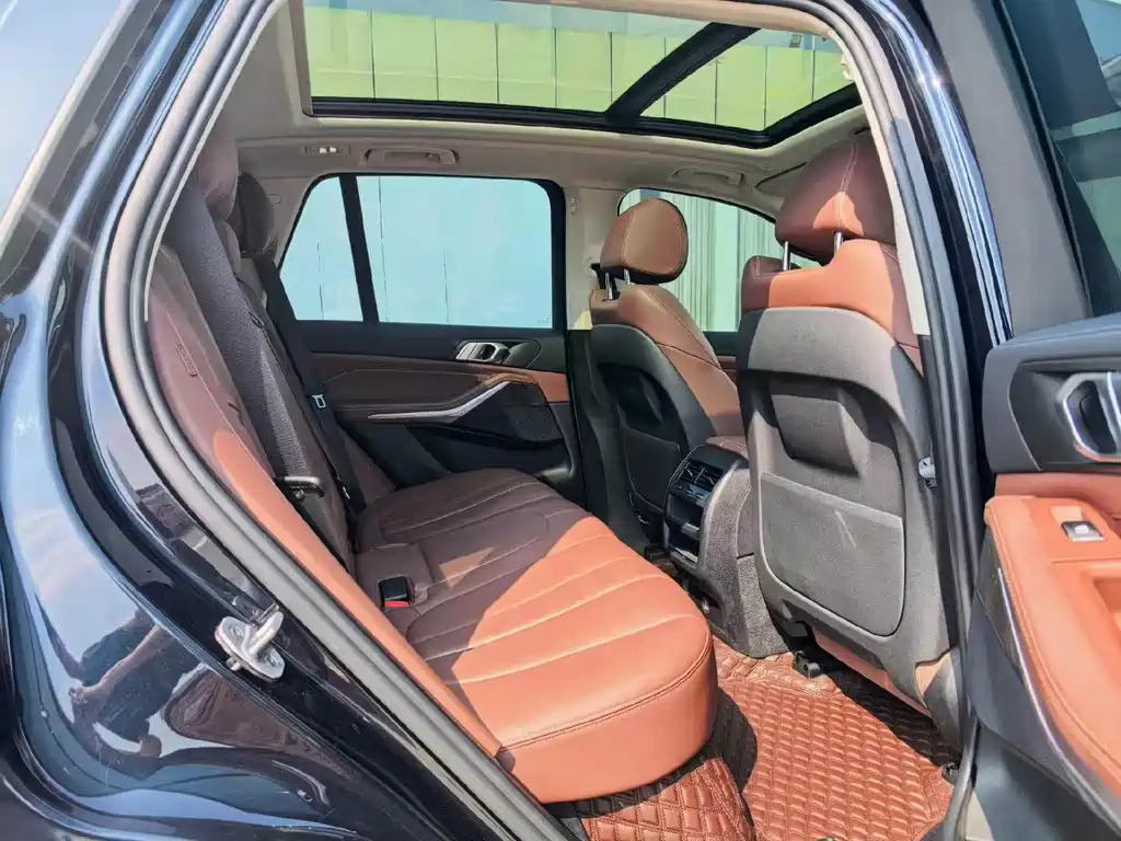 BMW X5 (Import) — миниатюра 7