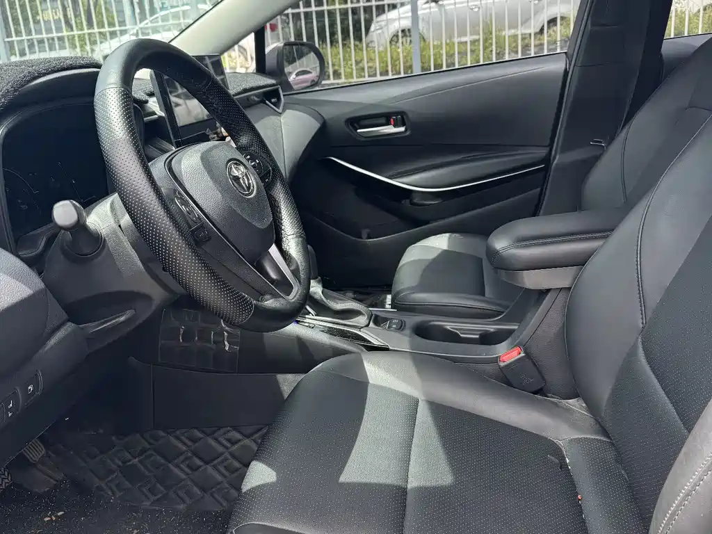 Toyota Corolla — миниатюра 9