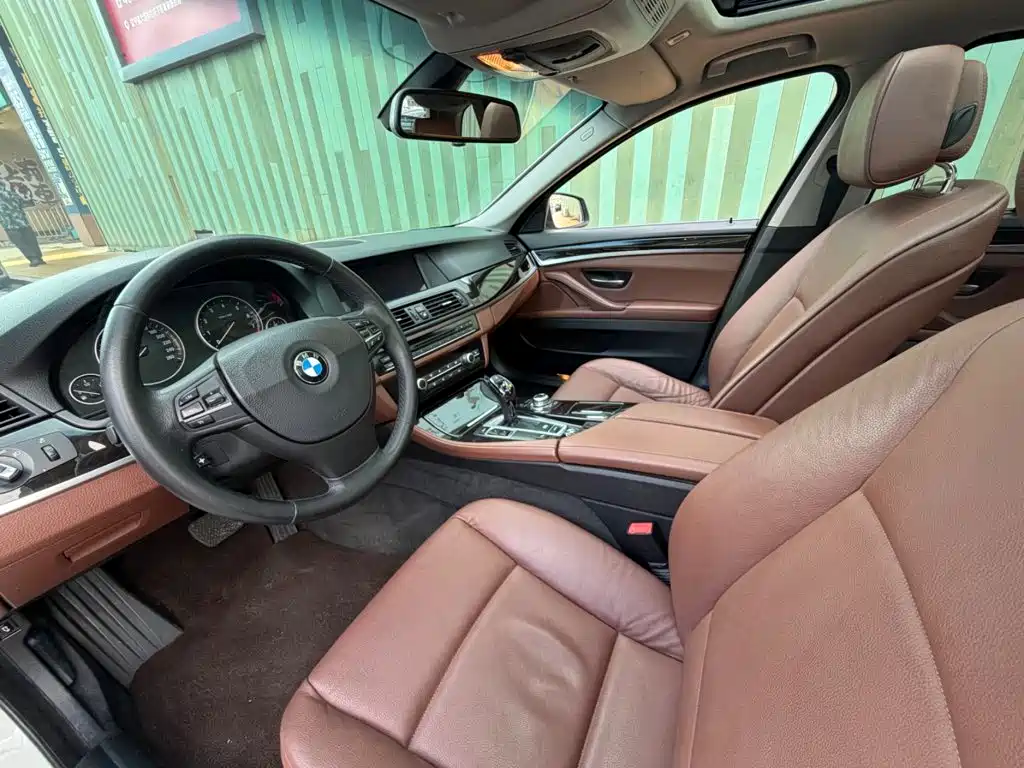BMW 5 Series (Import) — миниатюра 3