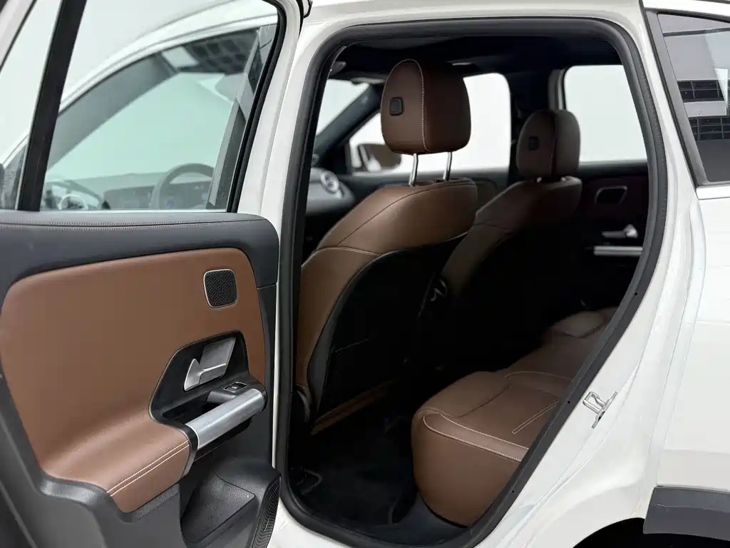 Mercedes-Benz EQA — миниатюра 6