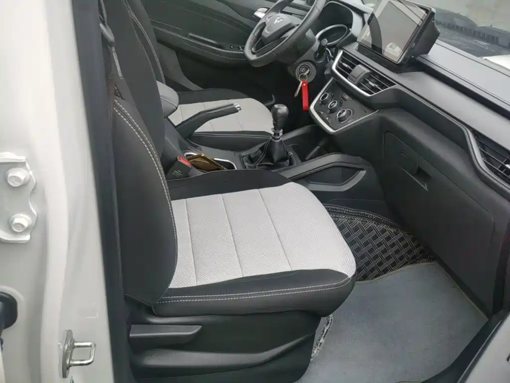 Wuling Hongguang S3 — миниатюра 25