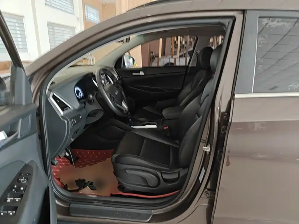 Hyundai Tucson — миниатюра 16