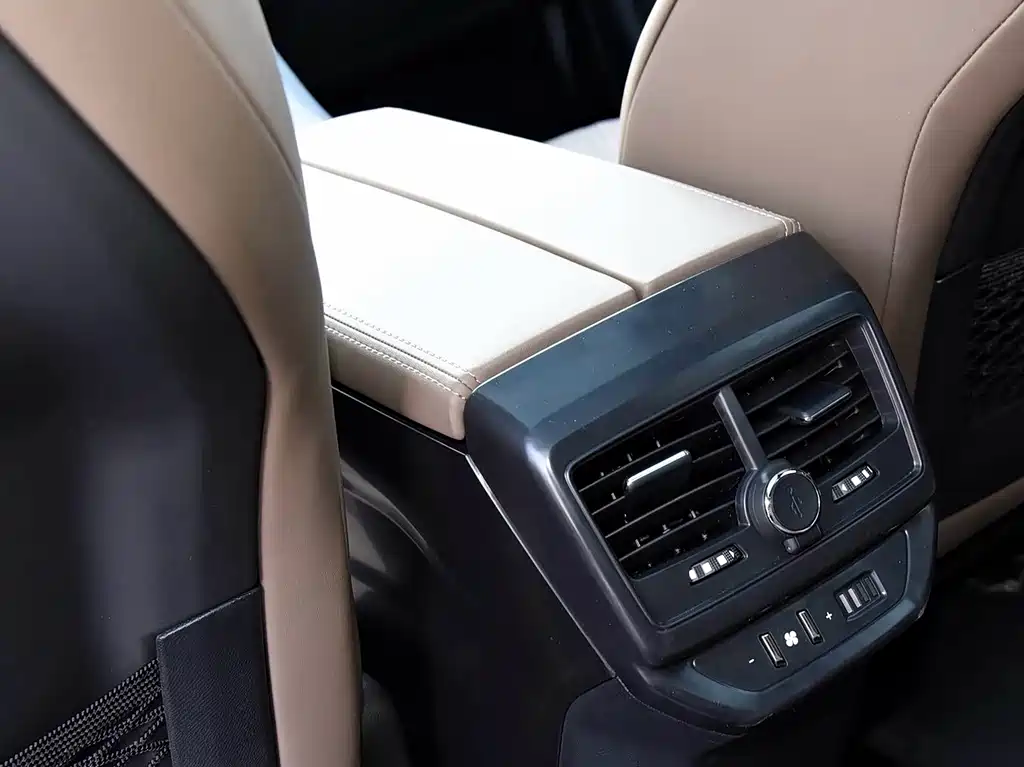 Peugeot 5008 — миниатюра 32