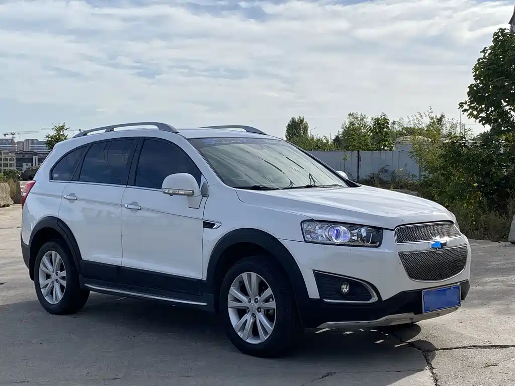 Chevrolet Captiva — миниатюра 3